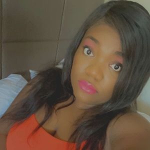 Meet your Posher, Angella